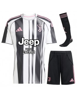 Juventus Home Jersey Full Kit 2025/26